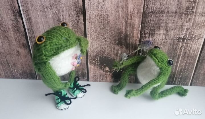 Вязаные лягушка