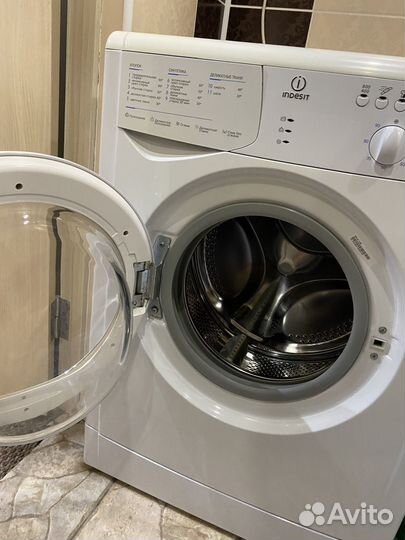 Стиральная машина бу indesit