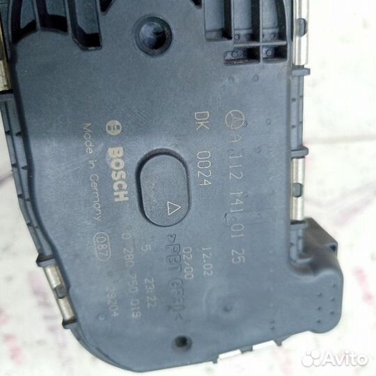 Дроссель Mercedes E-Class W211 M112.949 2002