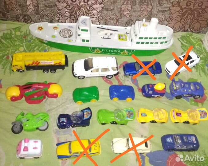 Машинки,роботы