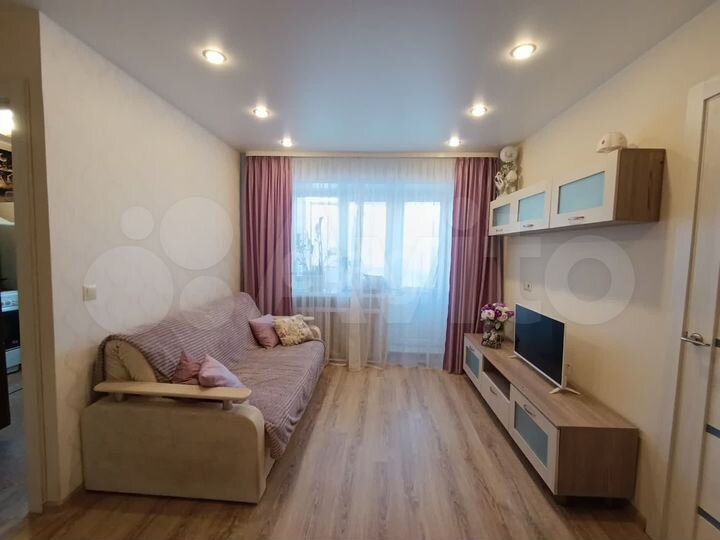 2-к. квартира, 42,3 м², 2/4 эт.