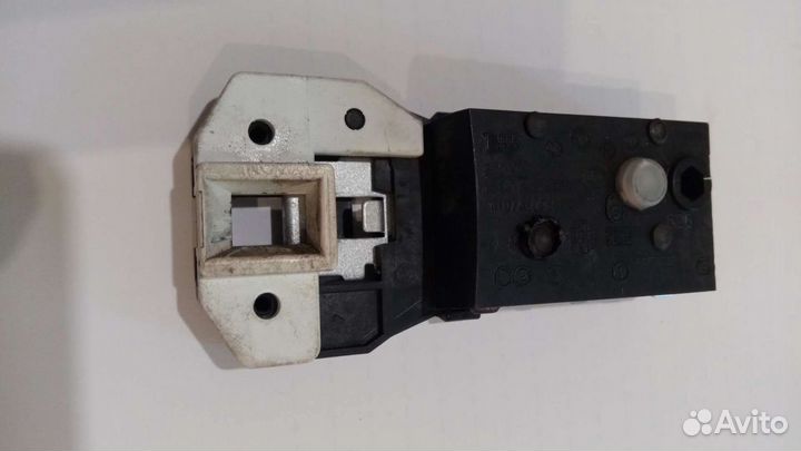 Замок к стиральной машине