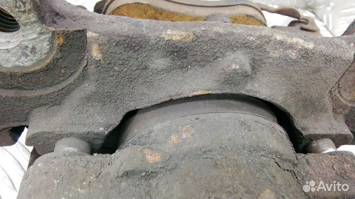 Суппорт передний левый Volvo S80 2 2008 1583140