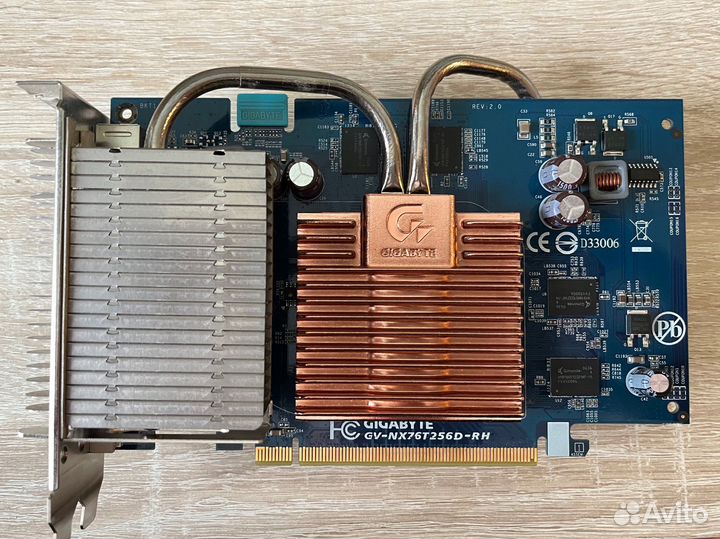 Материнская плата с процессором и памятью