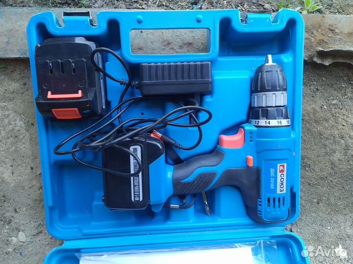 Дрель шуруповерт