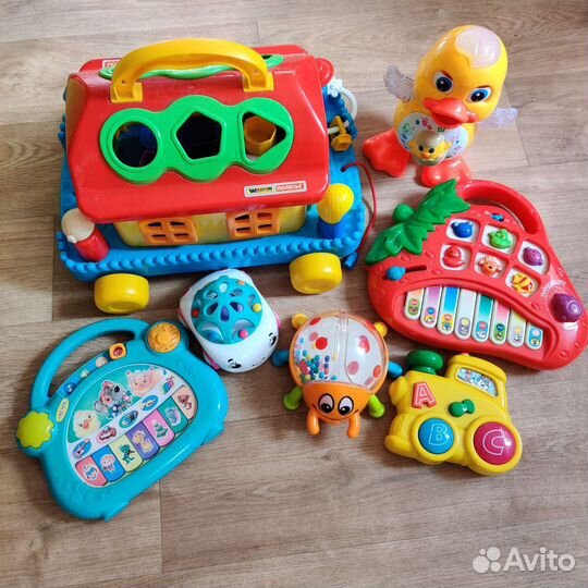 Развивающие игрушки для малышей