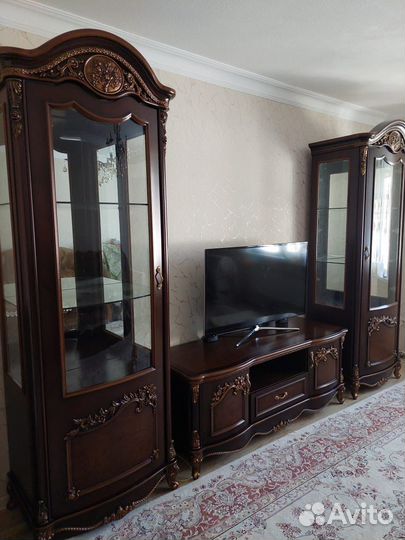 Стеклянная витрина