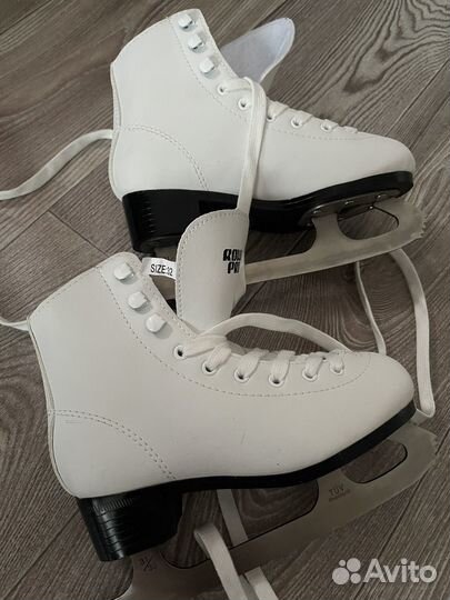 Коньки на девочку размер 32