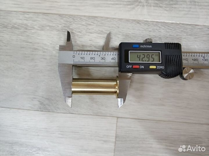 Втулка в крышку грм натяжителя ролика BMW M57