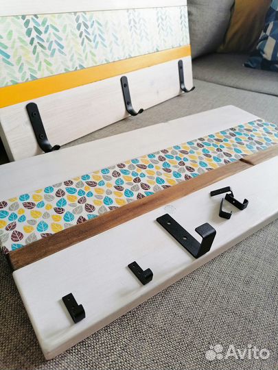 Панно, вешалка настенная, крючки для одежды, декор