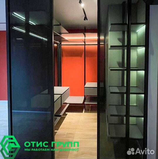 Стеклянные двери / Стеклянные перегородки