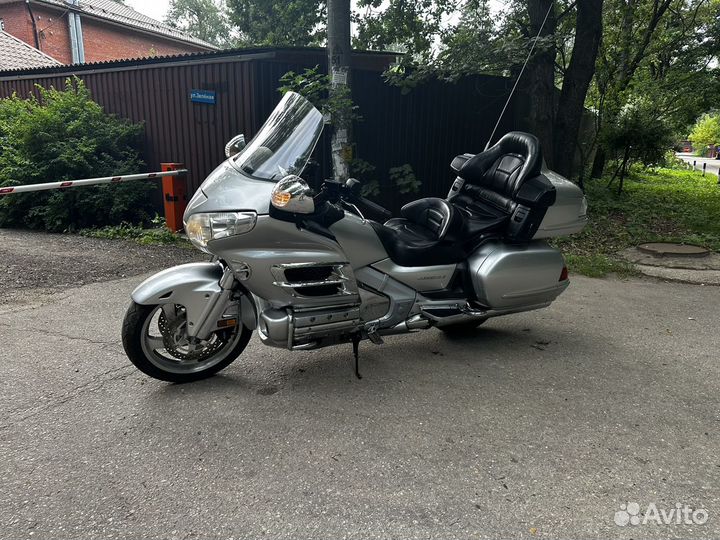 Goldwing gl gold wing голдвинг