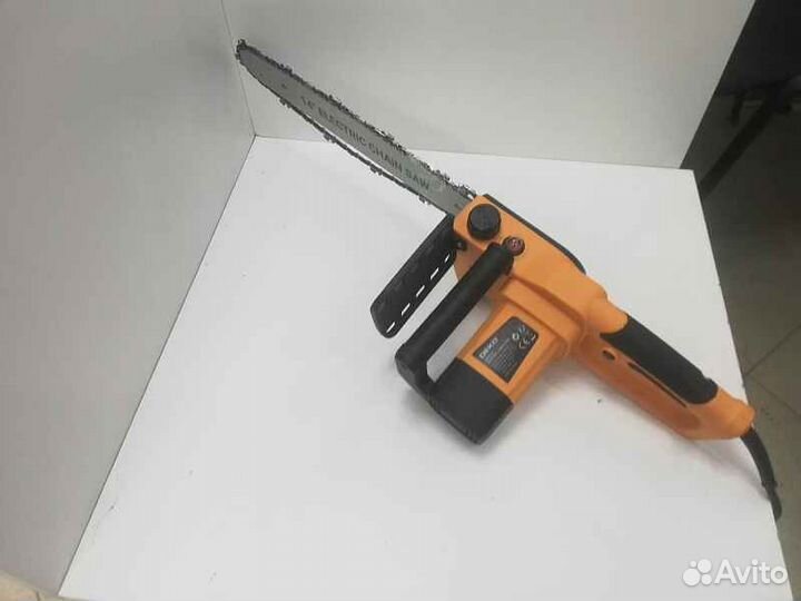 Электропила deko dkec12