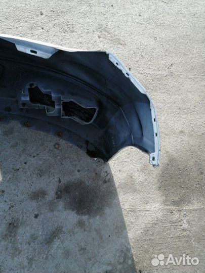 Бампер передний Nissan Elgrand E51