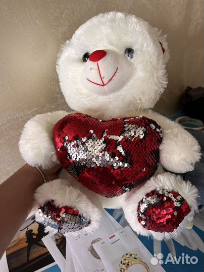 Плюшевый медведь