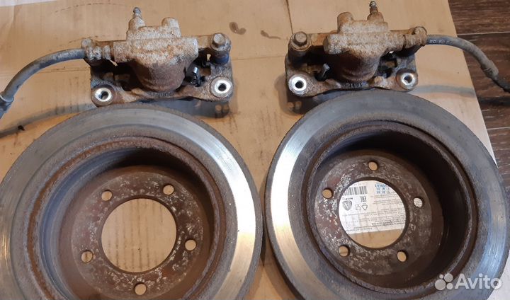 Задние тормоза Лансер 10