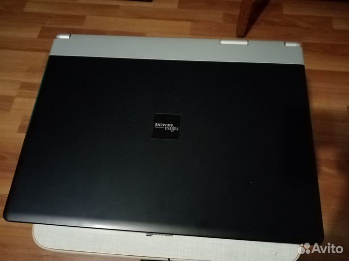 Продам ноутбук Siemens fujitsu