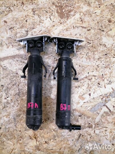 Форсунка омывателя фары Volkswagen Passat B7