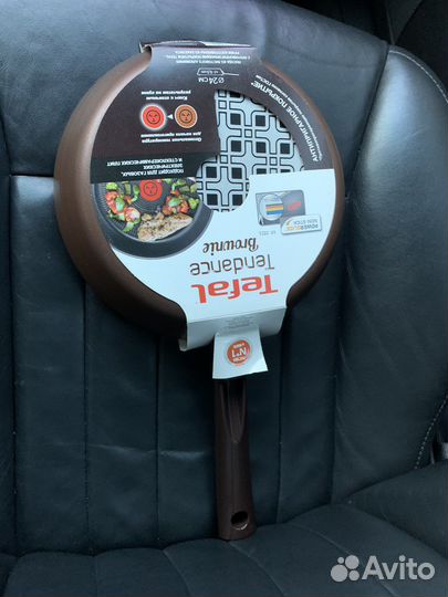 Сковорода Tefal 28 см