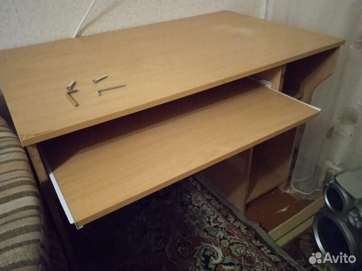 Компьютерный/письменный стол