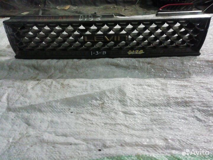 Решетка радиатора передняя Toyota Levin