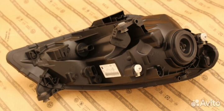 Фара левая seat MII 11+