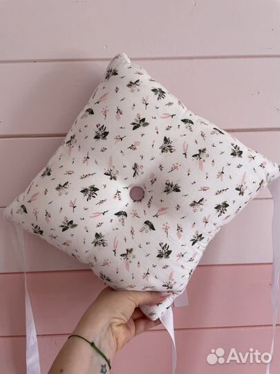 Бортики в кроватку для девочки