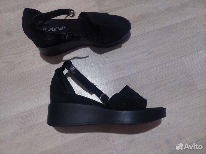 Сандалии женские 39 размер на платформе