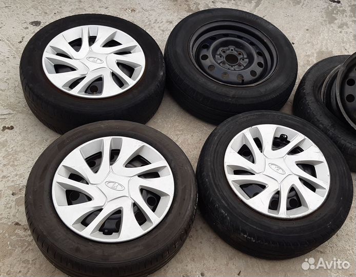 Колеса диски r14 с колпаками