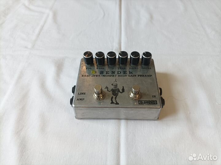 Педаль эффектов для гитары