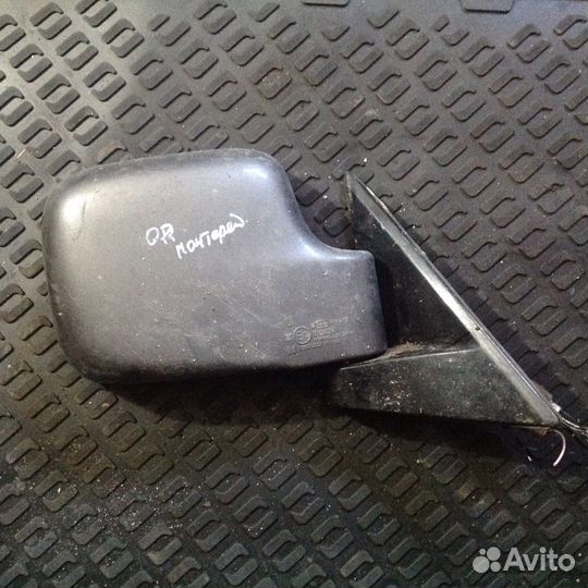 Зеркало Опель Монтерей