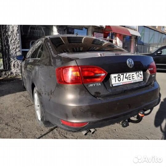 Фаркоп Volkswagen Jetta седан 2011-2019