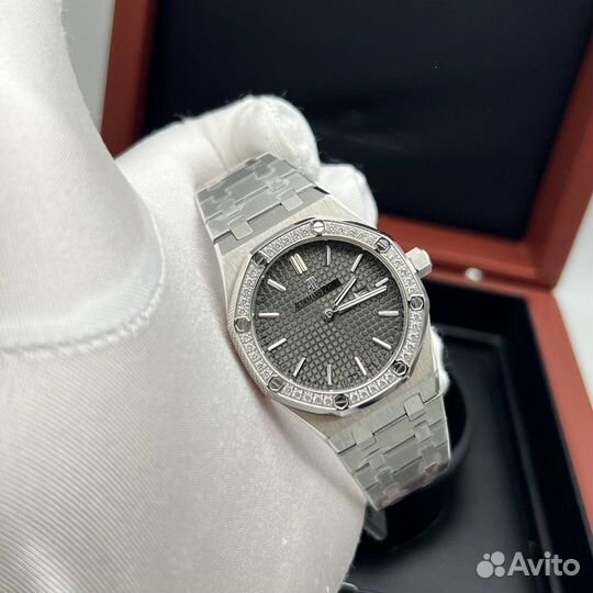 Часы женские Audemars Piguet Royal Oak