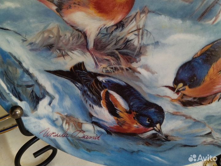 Тарелка серии Птицы Зимой Горные зяблики под ивой