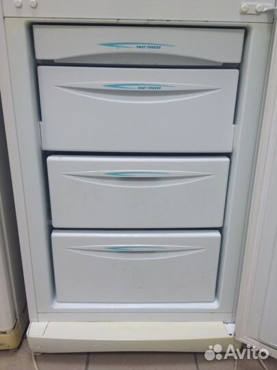 Холодильник 