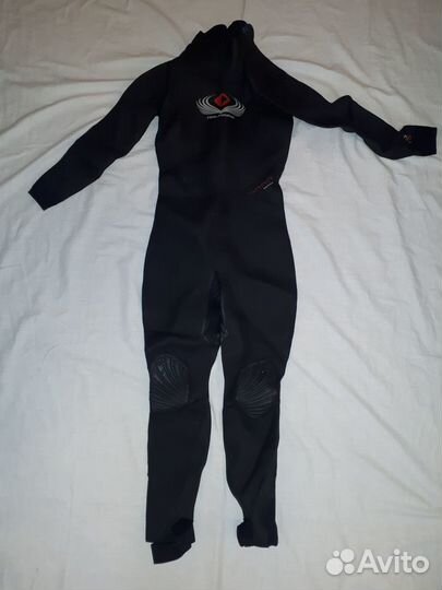 Гидрокостюм Neilpryde 4.3