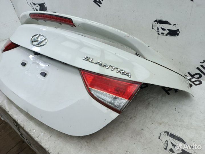 Крышка багажника Hyundai Elantra 5