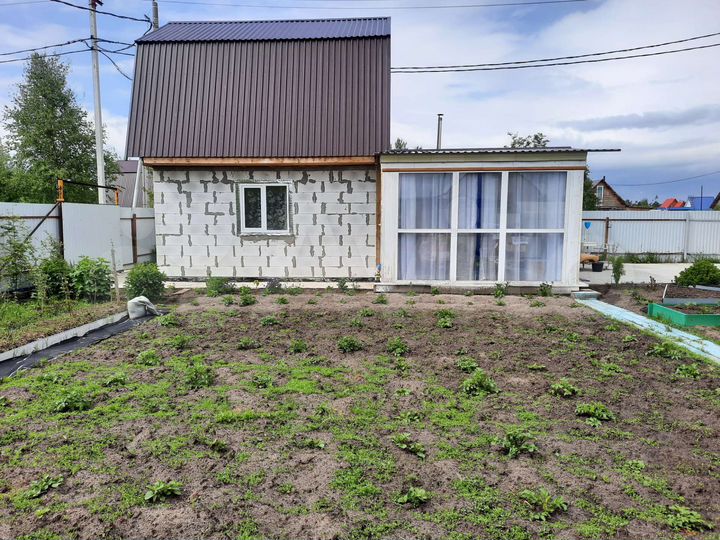 Дача 40 м² на участке 5 сот.