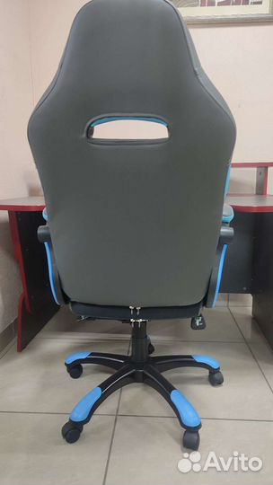Игровое геймерское кресло компьютерное