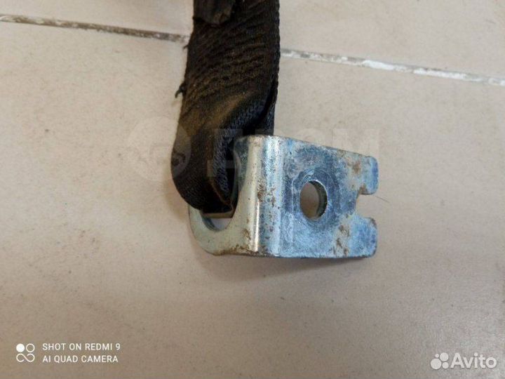 Ремень безопасности задний правый Ford Fiesta MK5