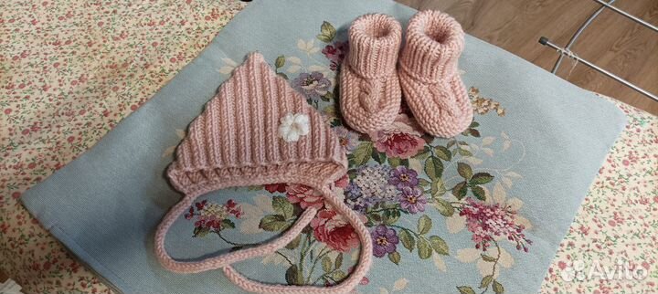 Детские вязаные вещи ручная работа шапочка
