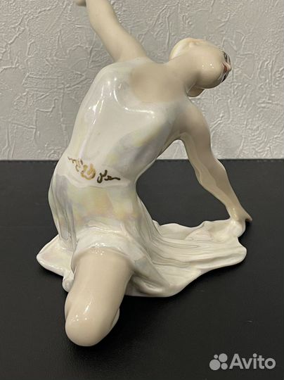 Фарфоровая статуэтка СССР Балерина 