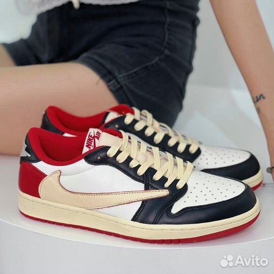 Nike Air Jordan 1 Low Travis Scott