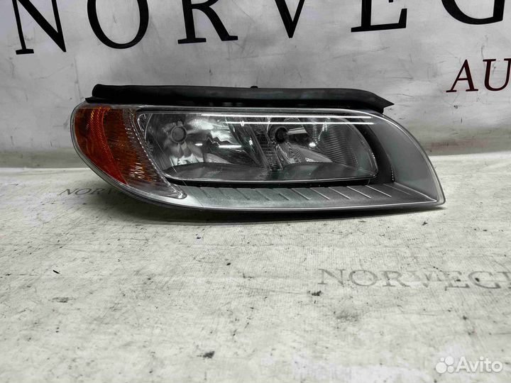 Фара правая Volvo XC-70