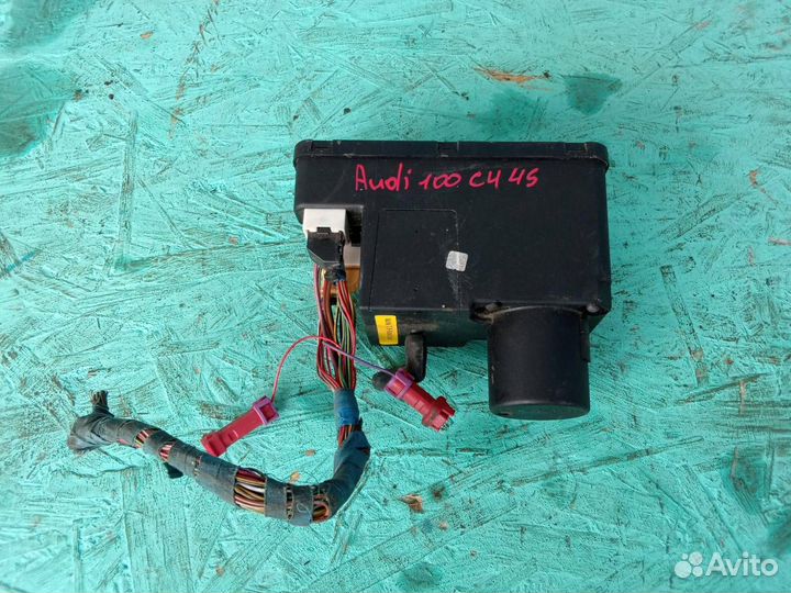 Компрессор центрального замка Audi 100 C4 45 4A086