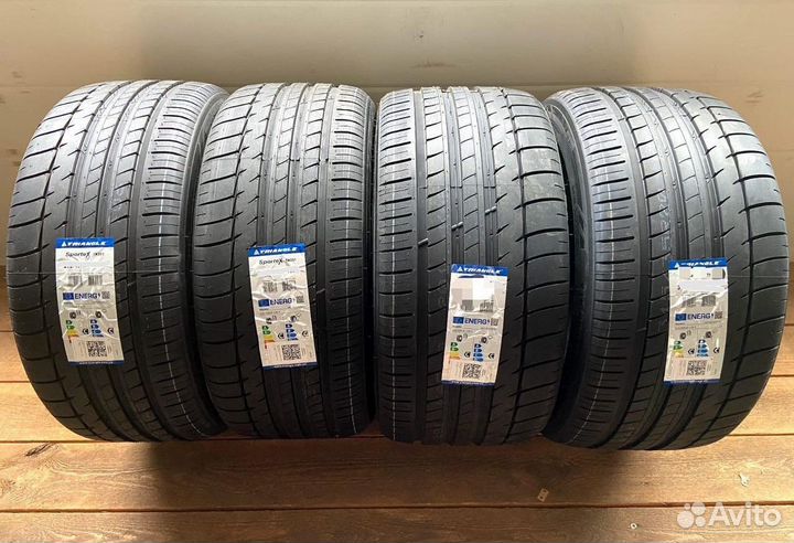 Triangle Sports TH201 225/45 R18 95Y