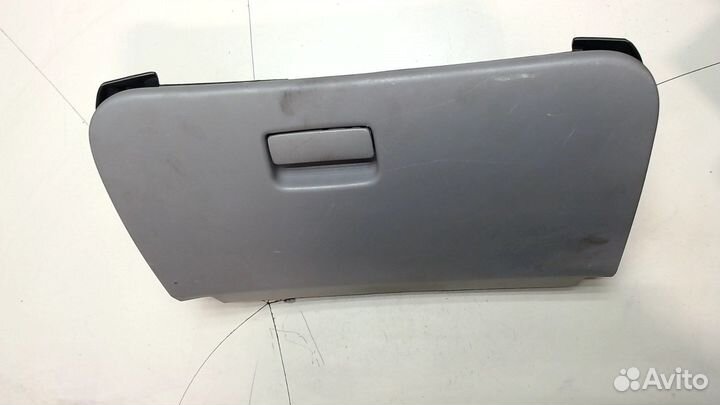 Бардачок Nissan Almera N16, 2000