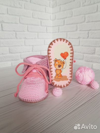 Продам вязанные игрушки и ящики дер. ручной работы