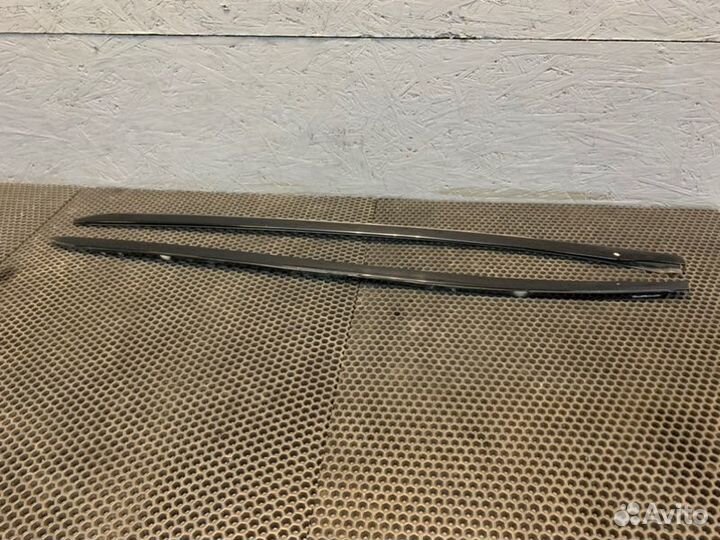 Молдинг лобового стекла передний Bentley