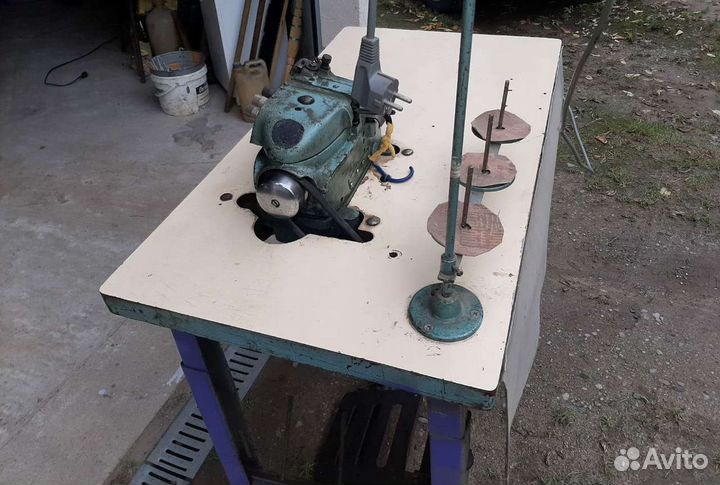 Швейная машинка